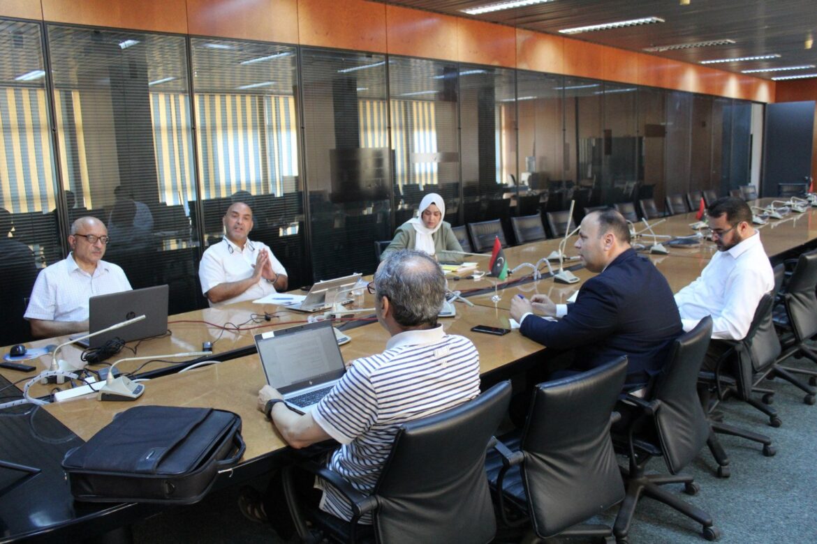 اللجنة المكلفة من الهيئة العامة للمعلومات لإعداد مسودة القانون