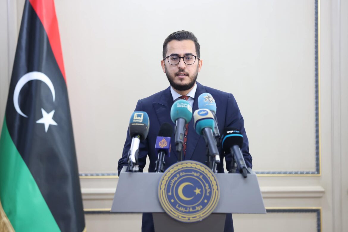 المتحدث الرسمي باسم حكومة الوحدة الوطنية محمد حمودة