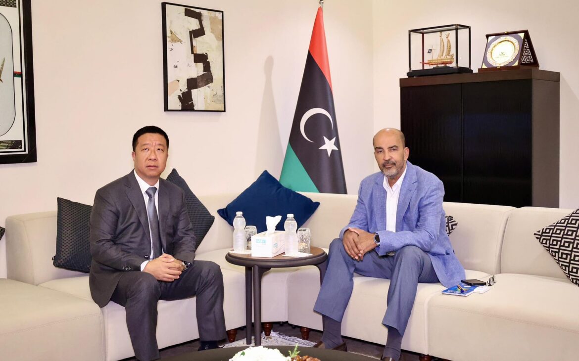 الكوني يبحث عودة الشركات الصينية واستئناف عمل السفارة من طرابلس