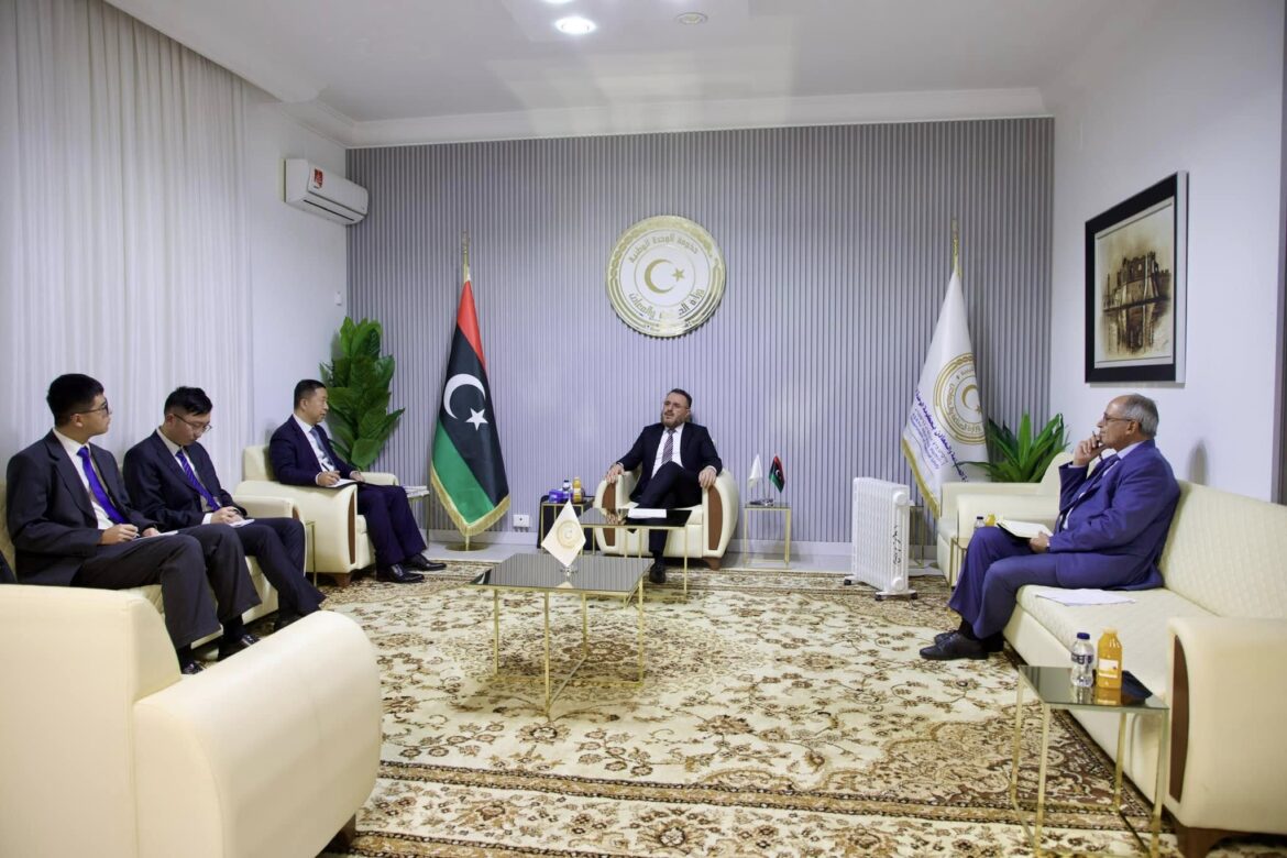 مباحثات ليبية صينية للتعاون في مجالات الصناعة والتعدين والاستثمار