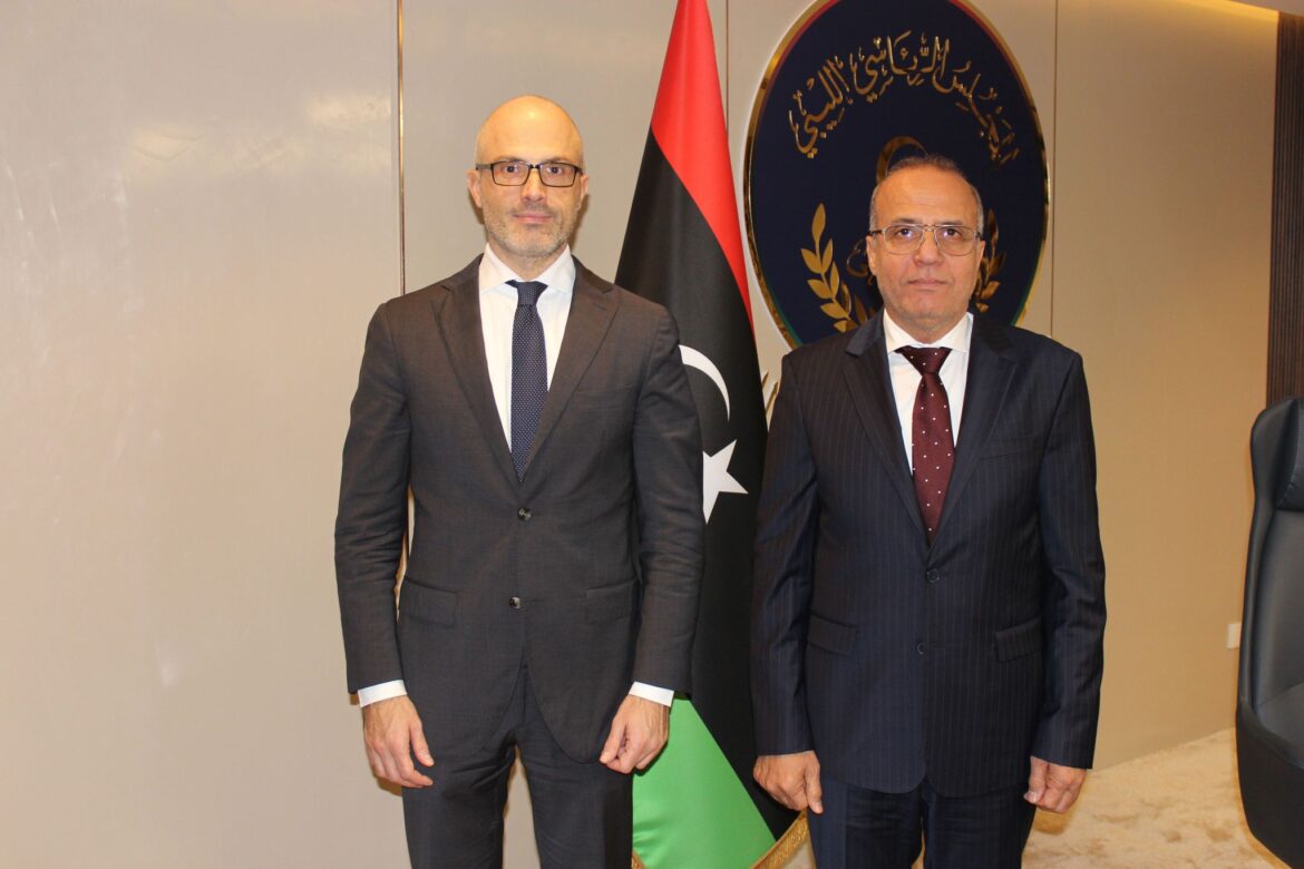 اللافي يؤكد لسفير الاتحاد الأوروبي دعم الرئاسي لجهود البعثة الأممية لإنهاء الجمود السياسي