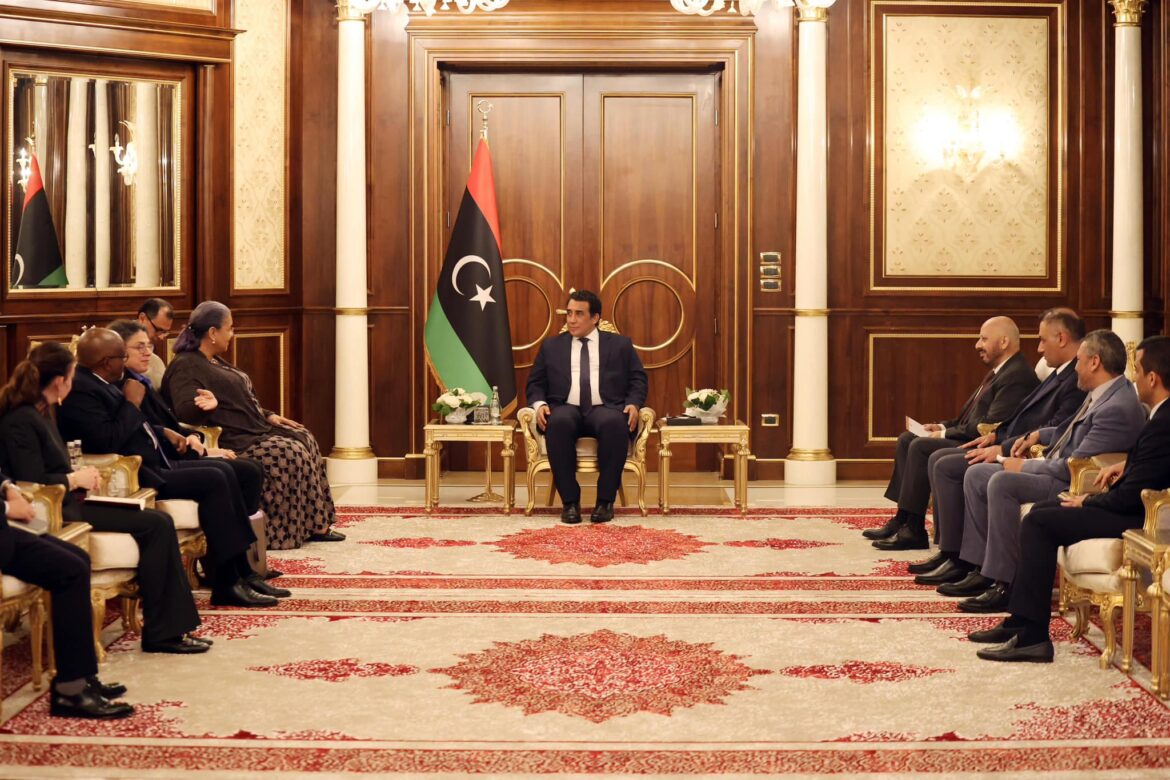 المنفي وتيتيه يناقشان العمل على وقف التدخلات السلبية التي تؤثر على المشهد السياسي الليبي