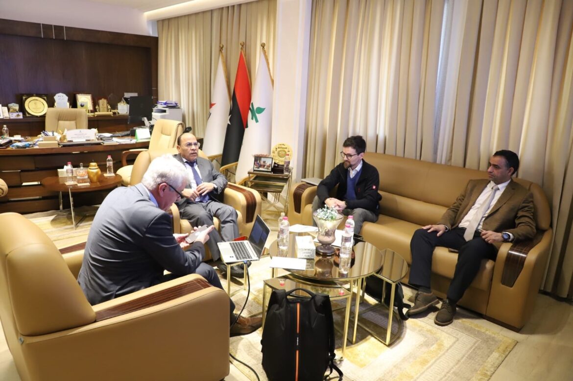 "الخليج العربي للنفط" تبحث مع شركة "OMV" خطط تعزيز الإنتاج