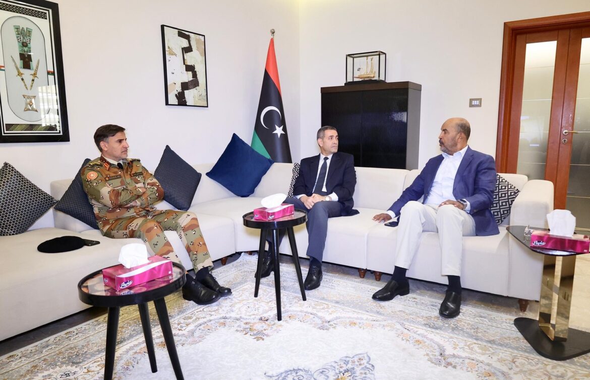 الكوني يتابع مع السايح والنمروش الخطوات المعتمدة لإجراء الانتخابات البلدية بالمنطقة الغربية