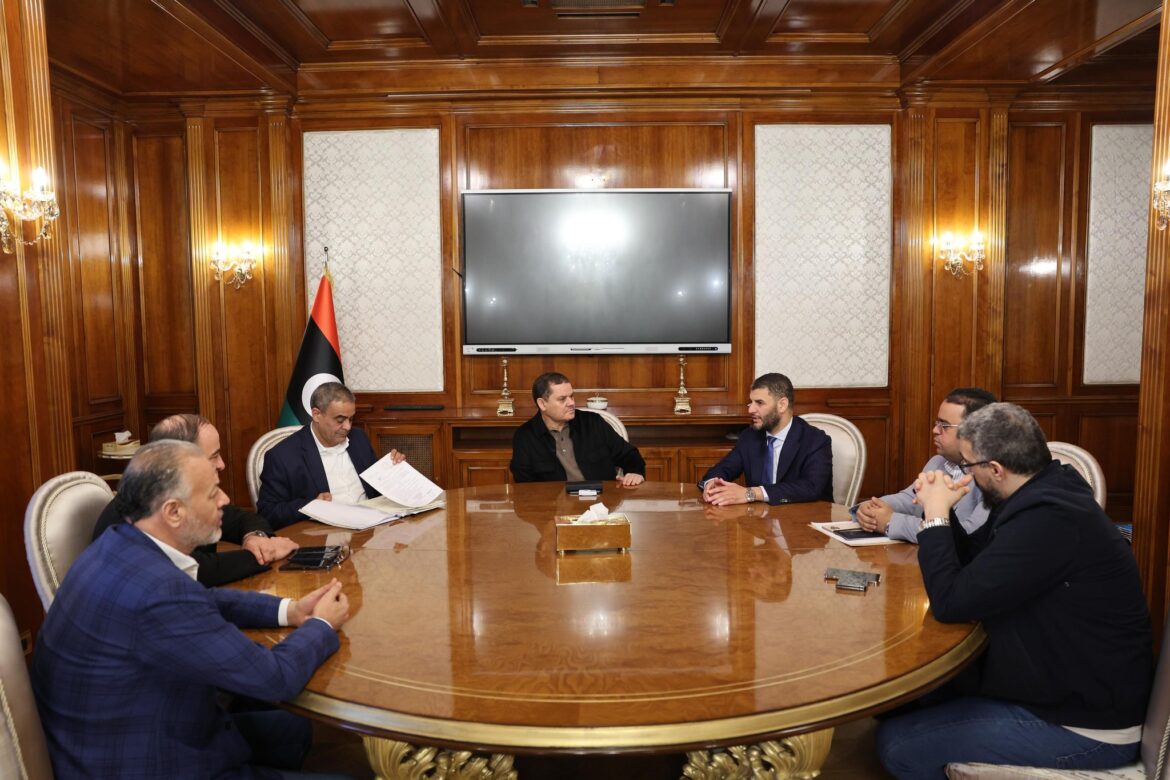 الدبيبة يترأس اجتماعا لمتابعة مستجدات ملف الهجرة غير القانونية وأمن الحدود